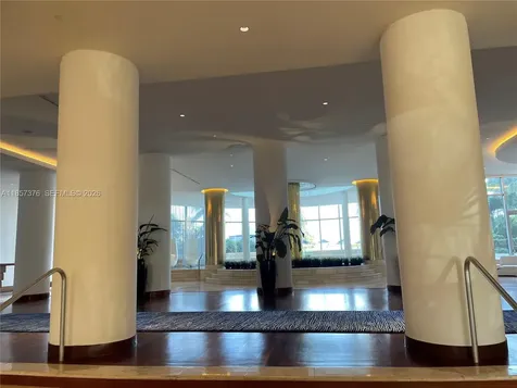 5161 Collins Avenue Miami Beach FL 33140