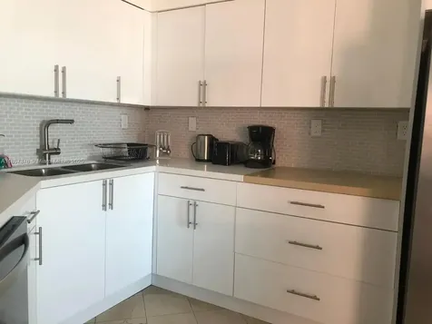 5161 Collins Avenue Miami Beach FL 33140