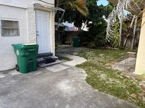 2619 SW 5th Street Miami FL 33135