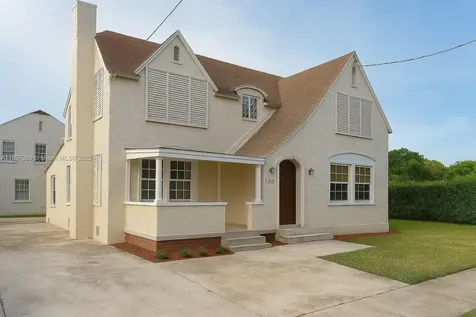 2619 SW 5th Street Miami FL 33135