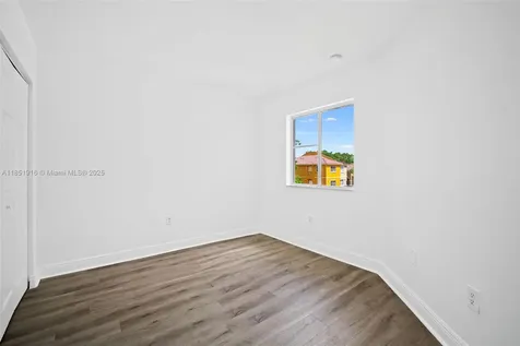 13553 SW 262nd Street Homestead FL 33032
