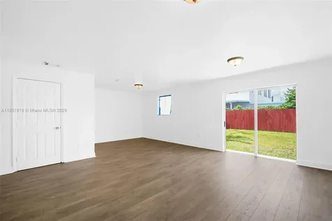 13553 SW 262nd Street Homestead FL 33032