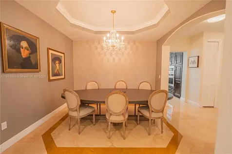 5815 SW 27th Street Miami FL 33155