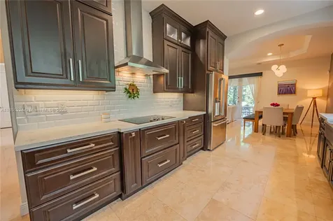 5815 SW 27th Street Miami FL 33155