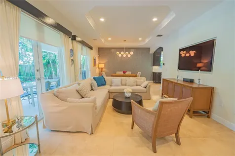 5815 SW 27th Street Miami FL 33155