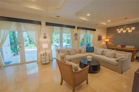 5815 SW 27th Street Miami FL 33155