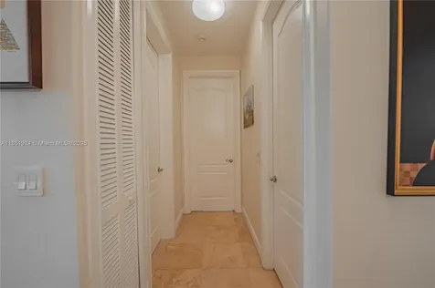 5815 SW 27th Street Miami FL 33155