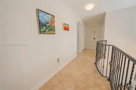 5815 SW 27th Street Miami FL 33155