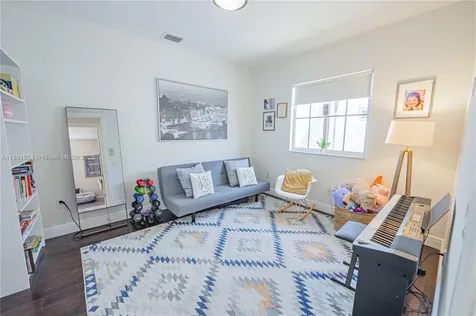 5815 SW 27th Street Miami FL 33155