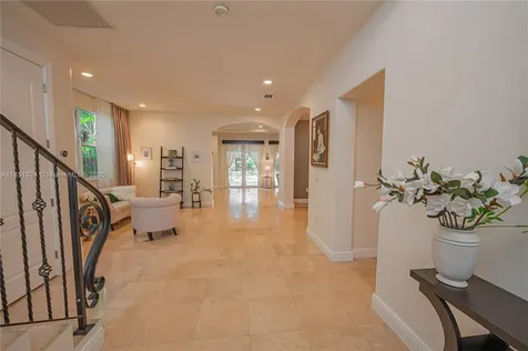 5815 SW 27th Street Miami FL 33155