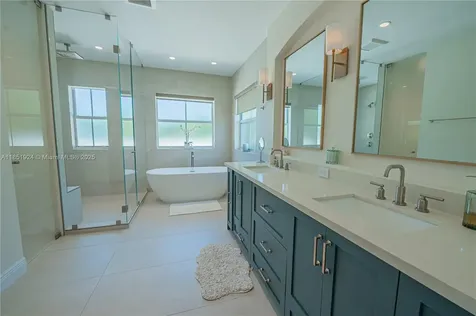 5815 SW 27th Street Miami FL 33155