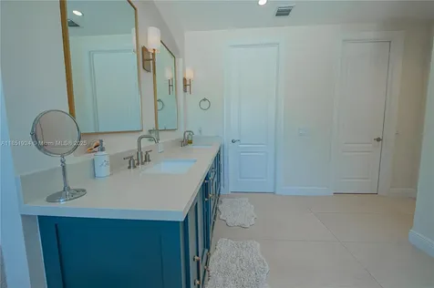 5815 SW 27th Street Miami FL 33155