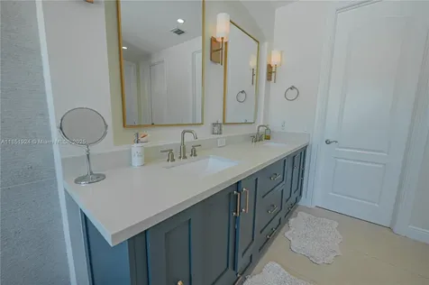 5815 SW 27th Street Miami FL 33155