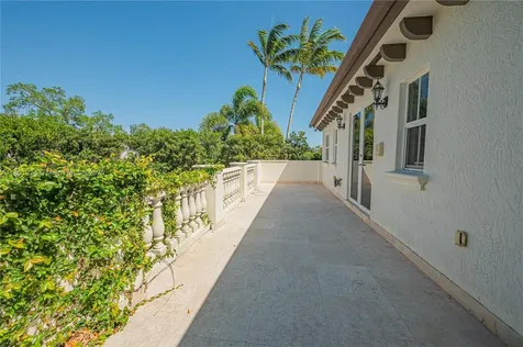 5815 SW 27th Street Miami FL 33155