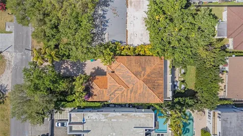 5815 SW 27th Street Miami FL 33155