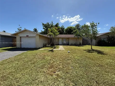 4020 NW 93rd Way Sunrise FL 33351