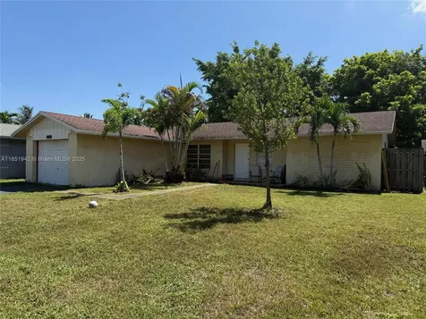 4020 NW 93rd Way Sunrise FL 33351