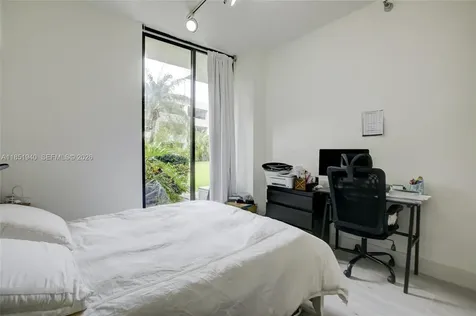 3300 NE 191st Street Aventura FL 33180