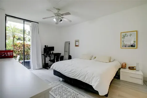 3300 NE 191st Street Aventura FL 33180