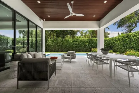 7841 SW 54th Court Miami FL 33143