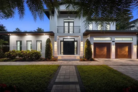7841 SW 54th Court Miami FL 33143