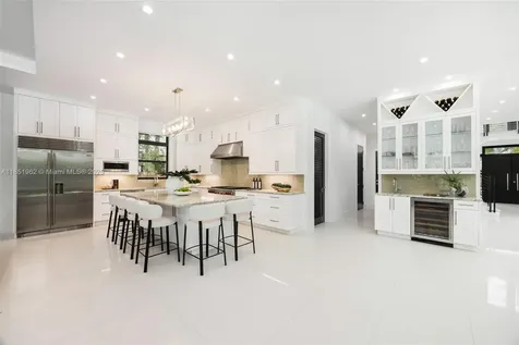 7841 SW 54th Court Miami FL 33143
