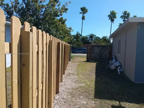 29130 Kentucky Road Homestead FL 33033