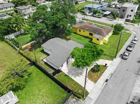 6965 NW 21st Court Miami FL 33147