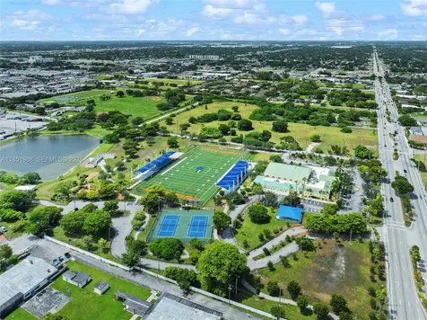 6965 NW 21st Court Miami FL 33147