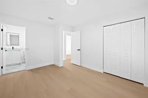 6965 NW 21st Court Miami FL 33147