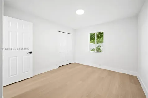 6965 NW 21st Court Miami FL 33147