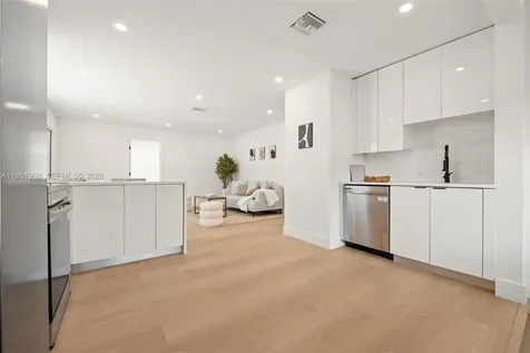 6965 NW 21st Court Miami FL 33147