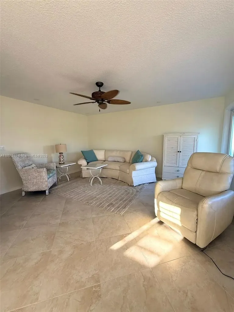 2929 SE Ocean Boulevard Stuart FL 34996