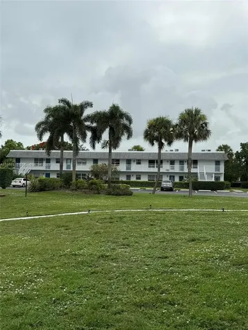 2929 SE Ocean Boulevard Stuart FL 34996