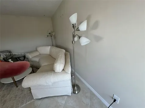 2929 SE Ocean Boulevard Stuart FL 34996