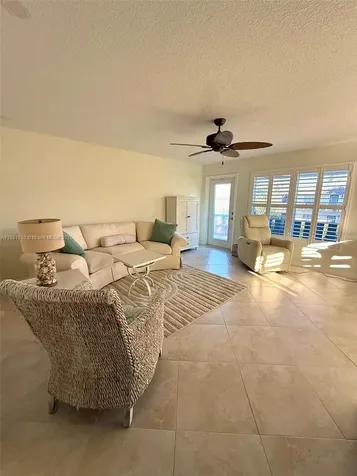 2929 SE Ocean Boulevard Stuart FL 34996
