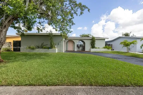 8941 NW 25th Court Sunrise FL 33322
