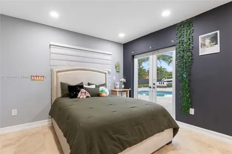 9803 SW 133rd Terrace Miami FL 33176