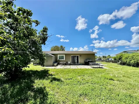 3345 NW 180th Street Miami Gardens FL 33056