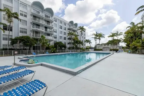 494 NW 165th Street Road Miami FL 33169