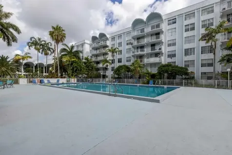494 NW 165th Street Road Miami FL 33169