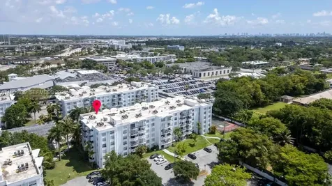 494 NW 165th Street Road Miami FL 33169