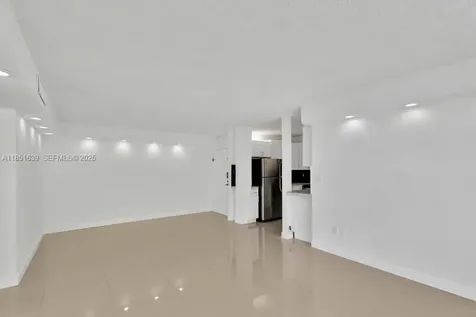 494 NW 165th Street Road Miami FL 33169