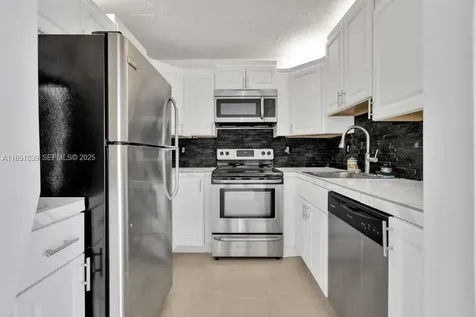 494 NW 165th Street Road Miami FL 33169