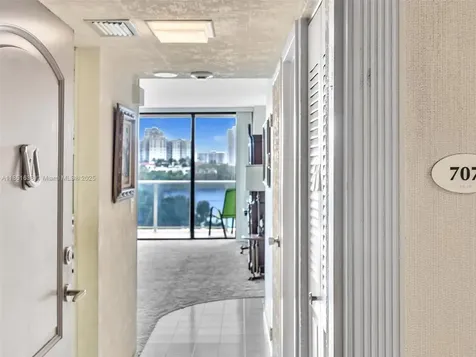 3675 N Country Club Drive Aventura FL 33180