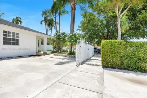 13552 SW 179th Street Miami FL 33177