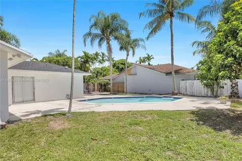 13552 SW 179th Street Miami FL 33177