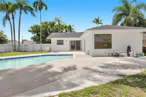 13552 SW 179th Street Miami FL 33177