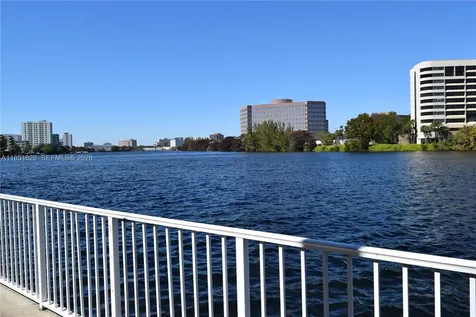 5091 NW 7th Street Miami FL 33126