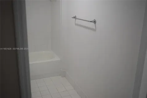5091 NW 7th Street Miami FL 33126